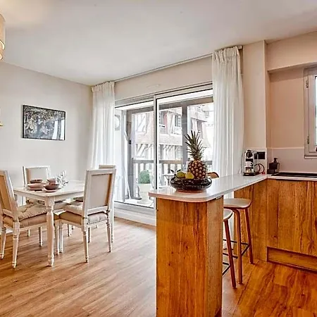 Apartment Le Morny Palace - 2p - Place Morny - Deauville